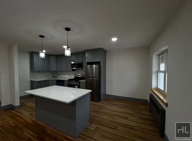 Photo - EAST 234 STREET Unit 2