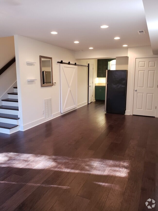 Building Photo - 6514 Louisa Road Rental
