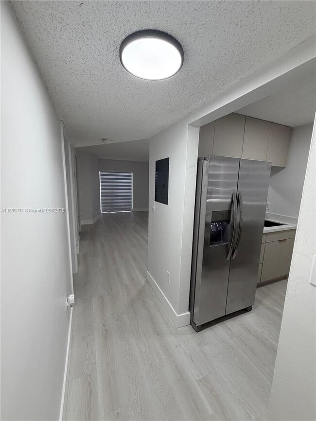 Photo - 2721 NW 23rd Ct Unit 11