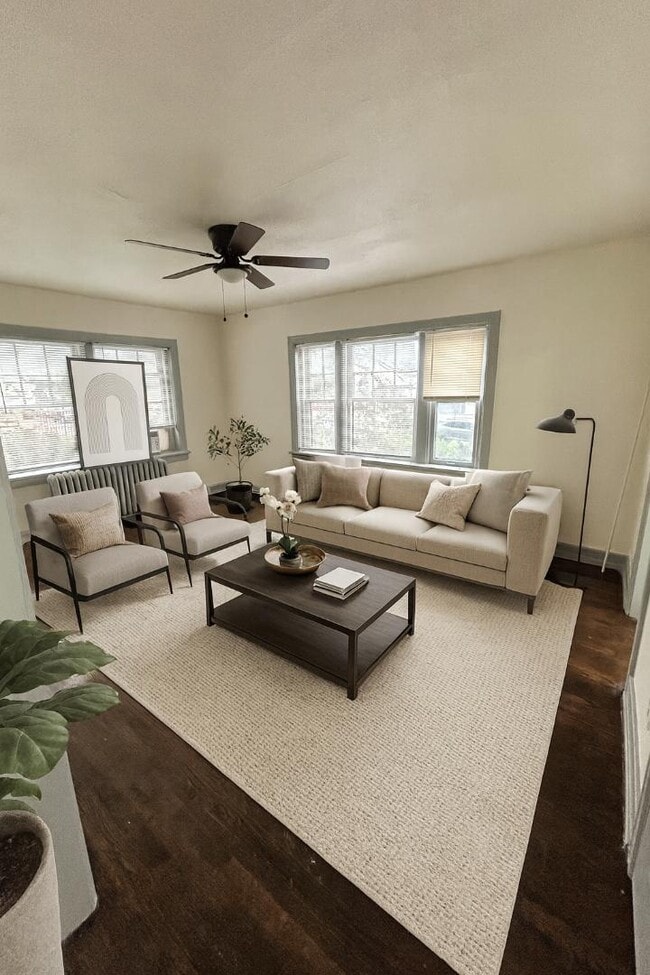 Photo - 3708 Summit St