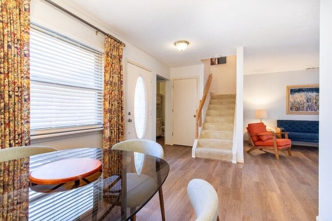 Photo - 7724 Eagle Valley Pass