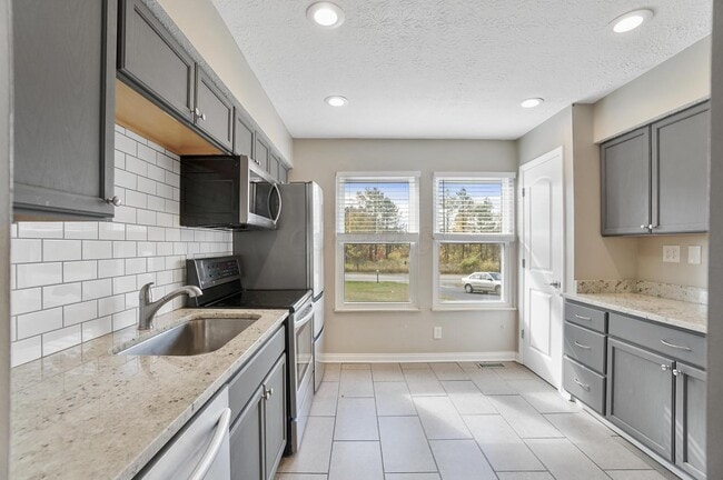 Photo - 386 W Powell Rd