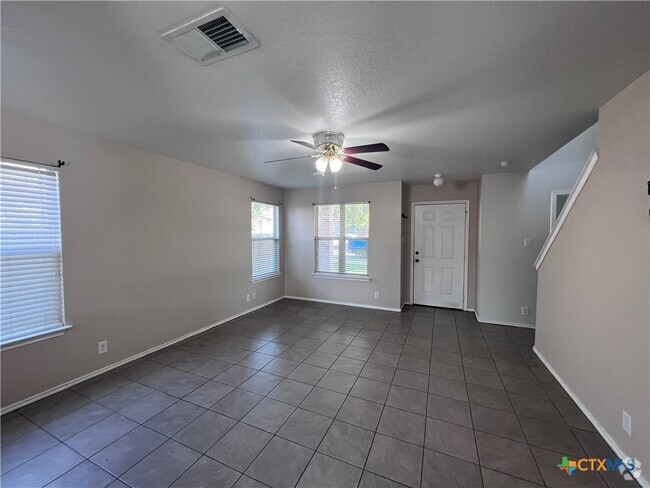 Building Photo - 3815 Cherokee Blvd Rental