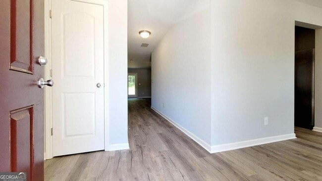 Photo - 2566 Piering Dr