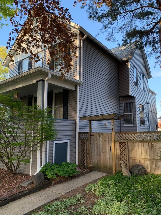 Photo - 308 Marengo Ave Apartments Unit #2