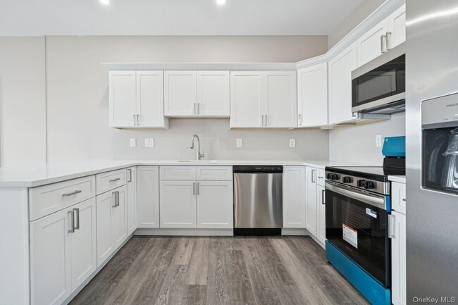 Photo - 153 Greenwich Ave Unit 205