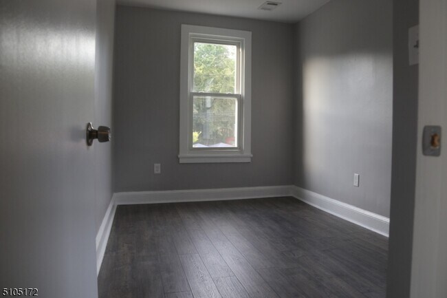 Photo - 310 Essex St Unidad 1