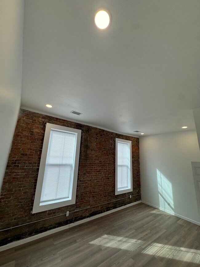 Photo - 839 S Jackson St Unidad 6