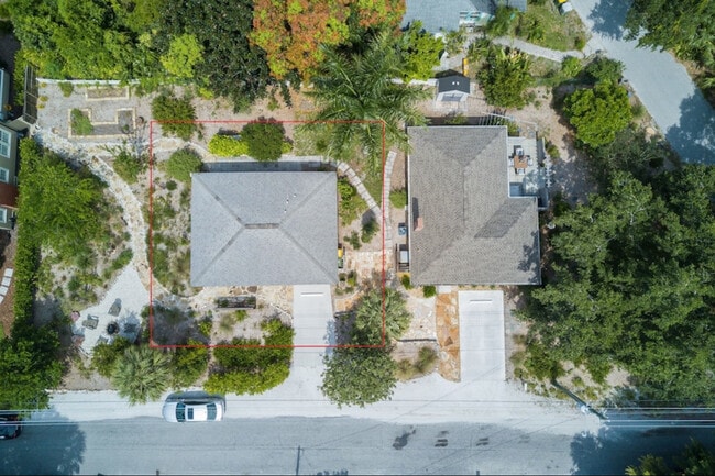 Photo - 2475 Alameda Avenue