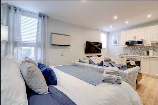 Photo - 1364 Queen St E Unit ID1227125P