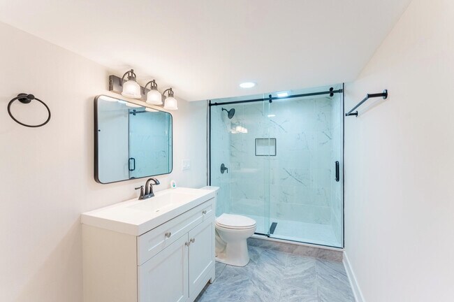 Photo - 6210 W 64th St