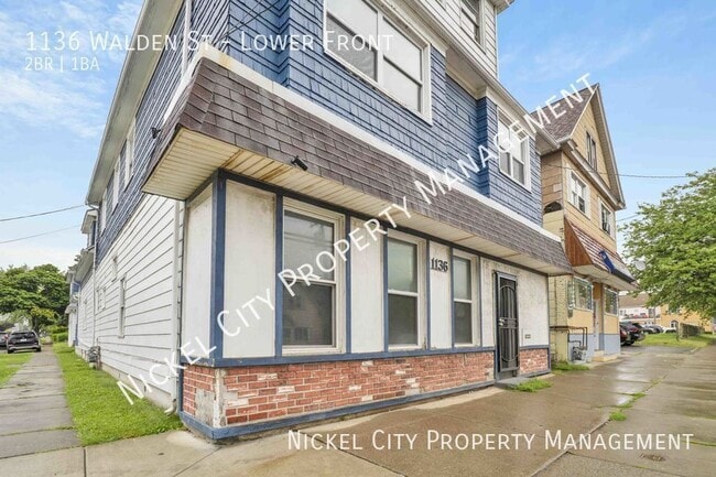 Building Photo - 1136 Walden Ave Unit Lower Front
