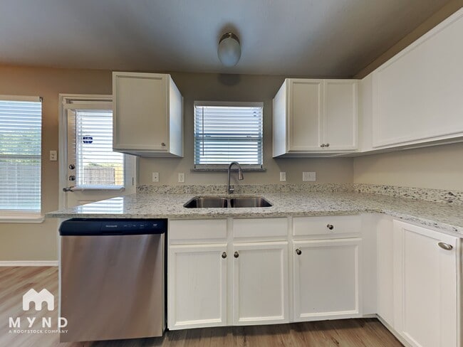 Photo - 9027 Farm Ridge Ln