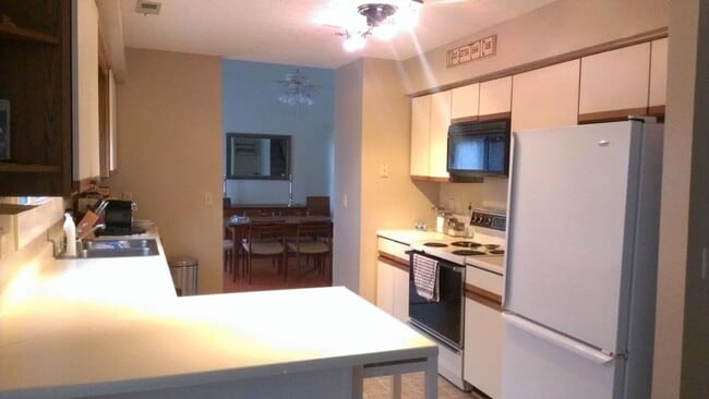 Photo - Woods Edge End Town Home with 2 Car Garage - Rent TBD
