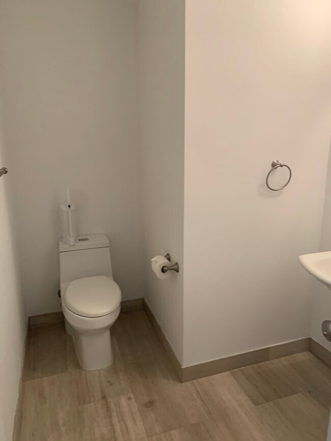 Photo - 1300 Brickell Bay Dr Unit 2111