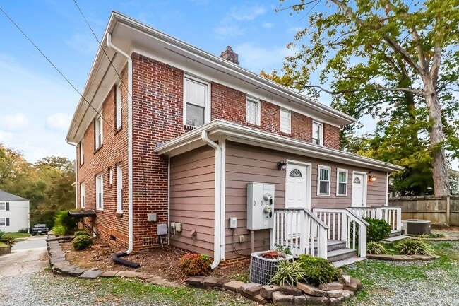 Photo - Beautiful Two Story Duplex in Historic Dilworth!