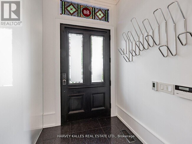 Photo - 80 Hazelton Ave