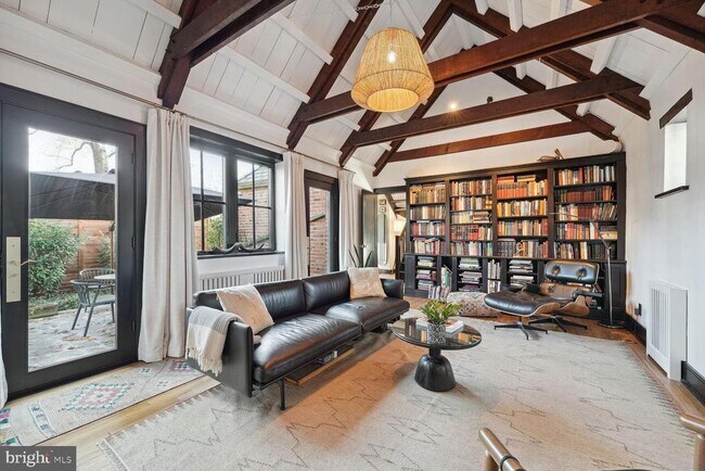 Photo - 5543 29th St NW