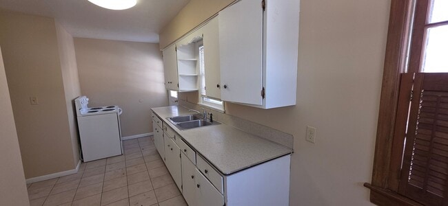 Photo - 3 Bedroom 1 Bathroom Home for $1095! 2 Car Garage!