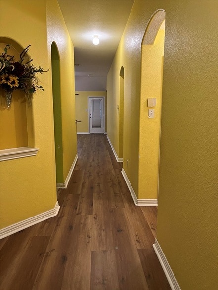 Photo - 402 Calvary Dr