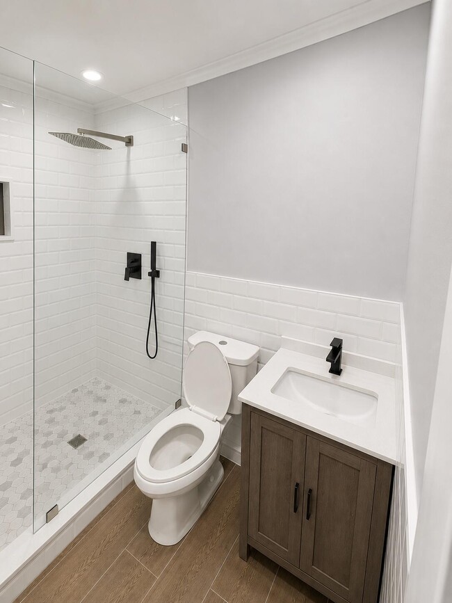 Photo - 118 SW 7th St