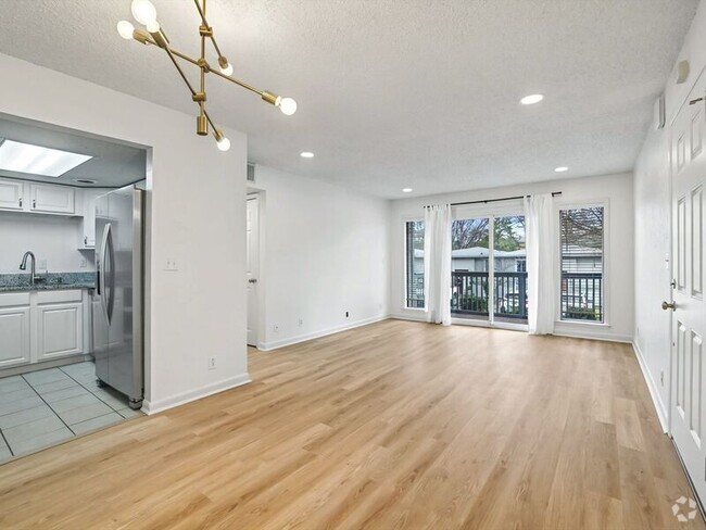 Building Photo - 21 Vaughns Gap Rd Unit 67 Rental