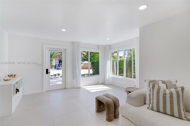 617 SW 5th Ave