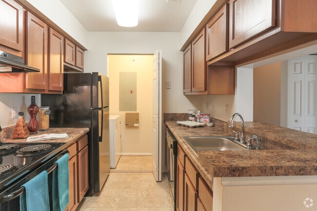 2BR,2BA,-934SF Bristle Bay
