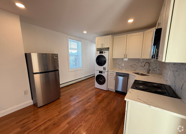 Building Photo - 114 Orleans St Unit 2 BED EAST BOSTON Rental