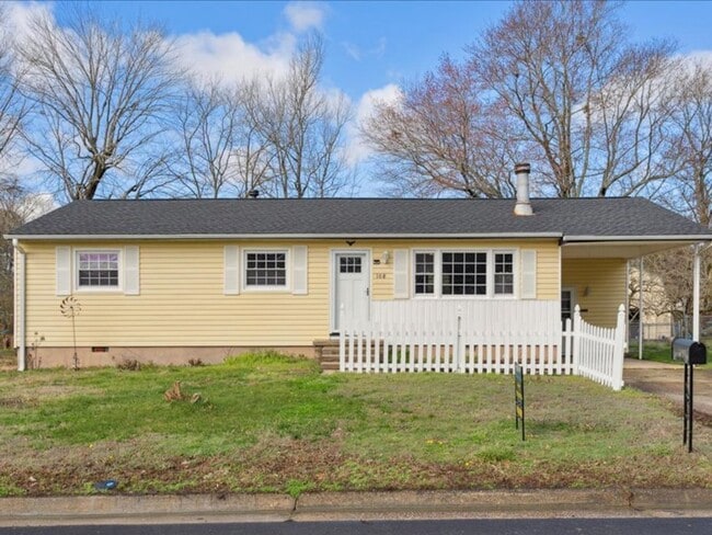 Building Photo - Spacious 3 bedroom home in Denbigh