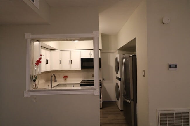 Photo - 10811 Richmond Ave. Unit 11