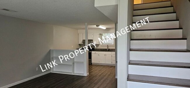 Photo - 1640 Keeble St