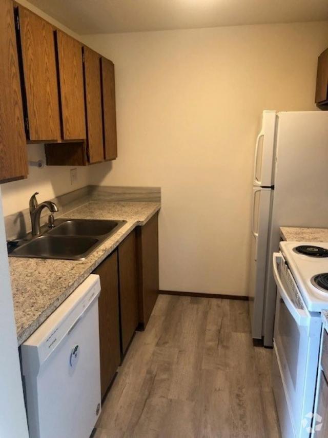 Building Photo - 2 bedroom in Seattle WA 98105 Unit 22 Rental