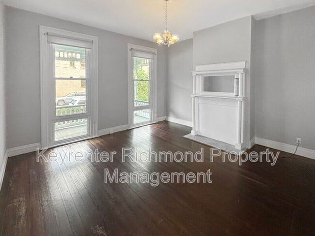 Photo - 2220 E Marshall St