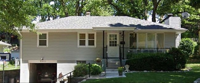 Building Photo - 3309 S 91st St