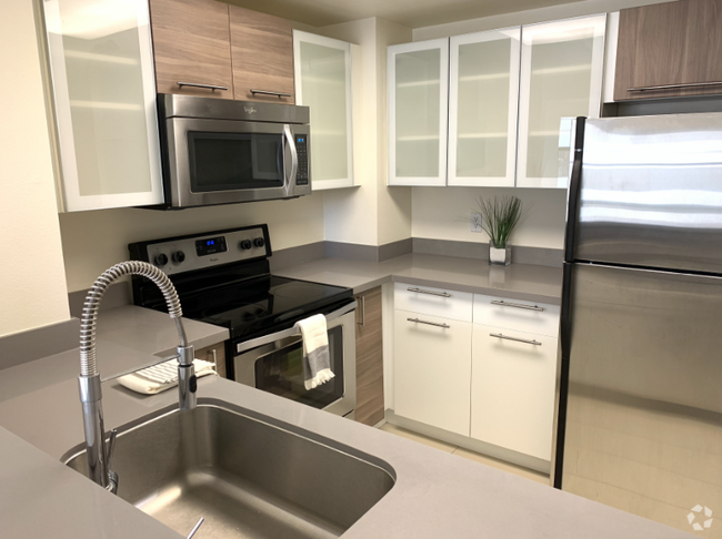 Building Photo - 988 Franklin St Unit APT 703