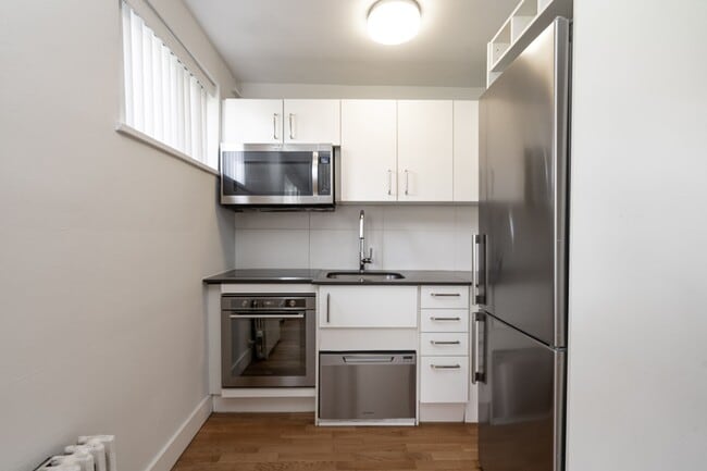 Photo - 25 Eccleston Dr Unit 106