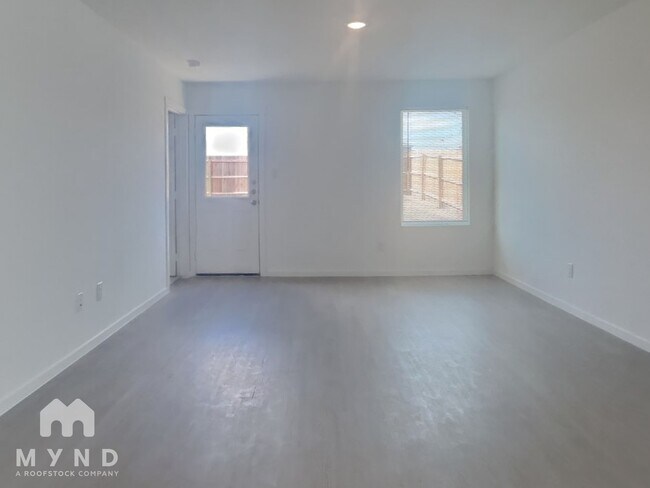 Photo - 10607 Aqueduct Crk