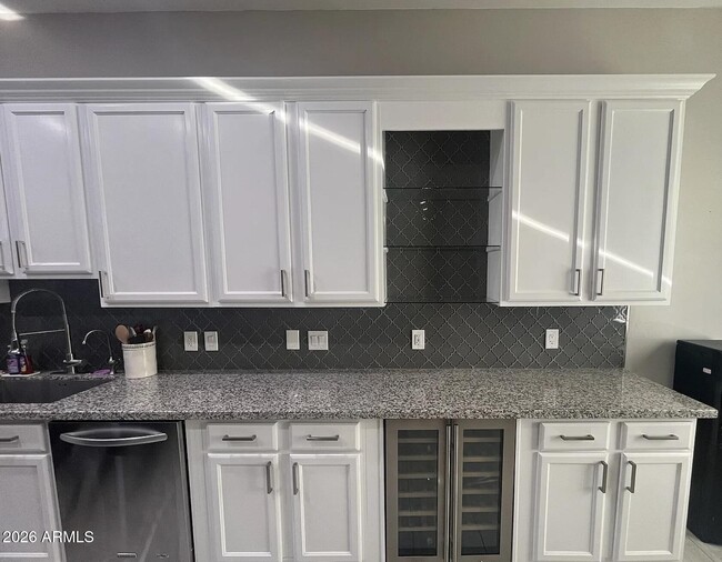 Photo - 1442 W Coral Reef Dr
