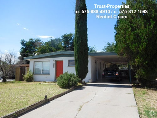 Building Photo - Great home with spacious Yard