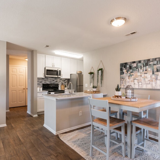 Photo - Kimmerly Glen