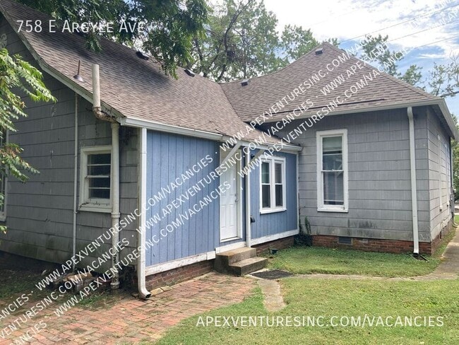 Photo - 758 E Argyle Ave