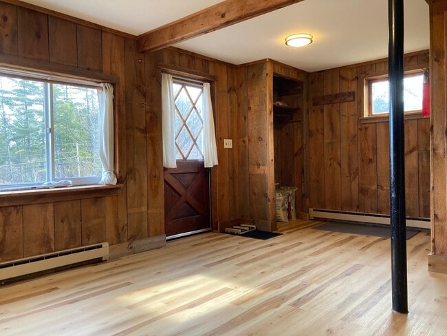 Photo - 13 Winhall Hollow Rd