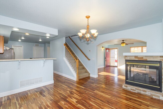 Photo - HUGE Wagon Trails 4BD/3.5BA with A/C!
