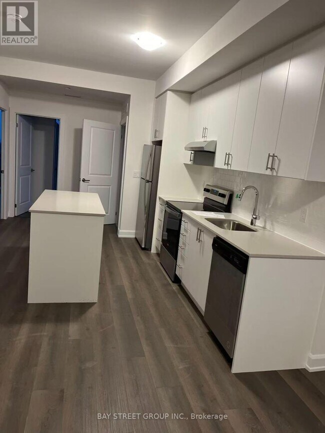Photo - 3200 William Coltson Ave Unité 1107