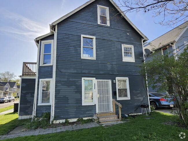 Building Photo - 2033 W 98th St Rental