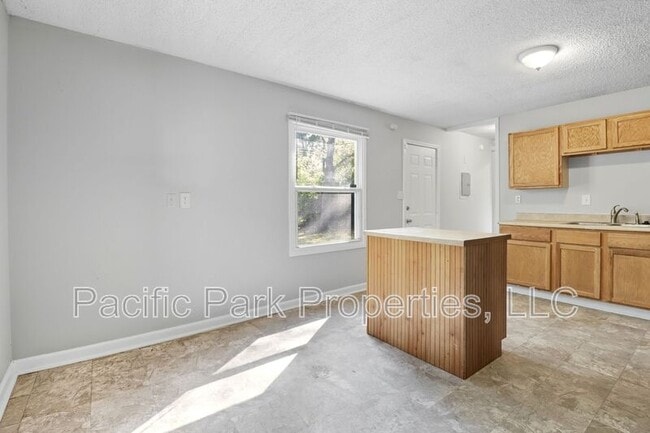 Photo - 3639 Richelieu Rd