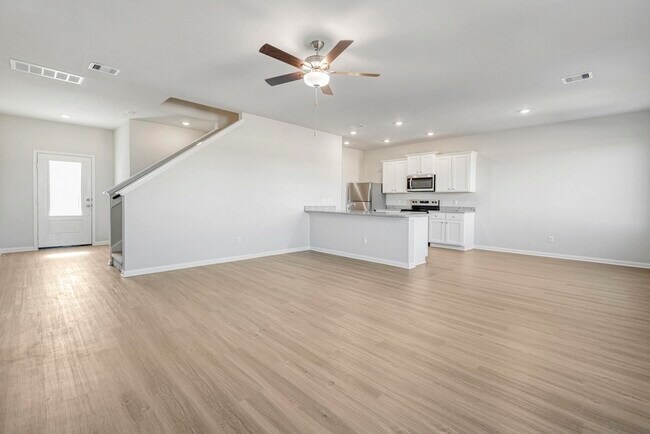 Photo - 6405 Winter Elm St