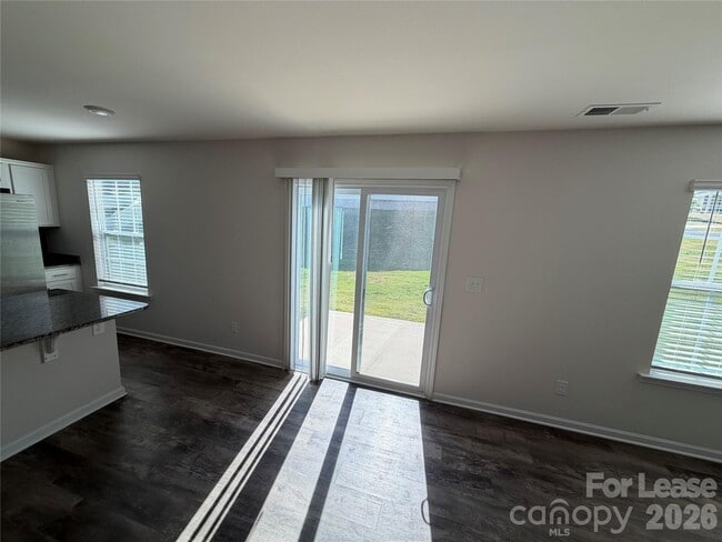 Photo - 7868 Whispering Strm Dr