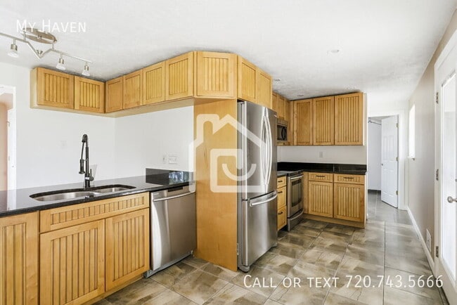 Photo - 2567 S Stuart St